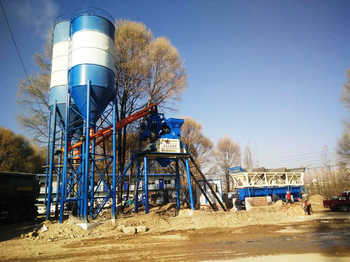 js1500混凝土攪拌機作業現場