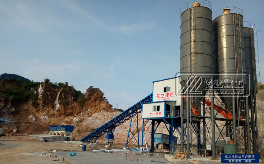 時產（chǎn）120方（fāng）混凝（níng）土攪拌站設備