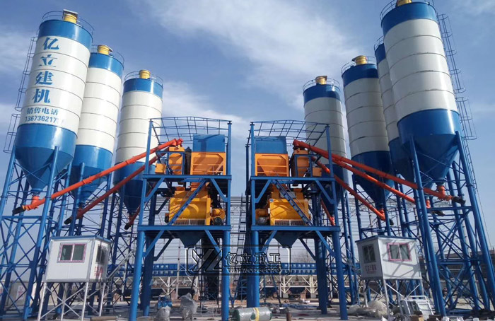 時產180方混凝土的攪拌站設備_用戶現場實拍