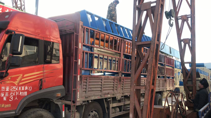 小型攪拌站設備發貨現場實拍