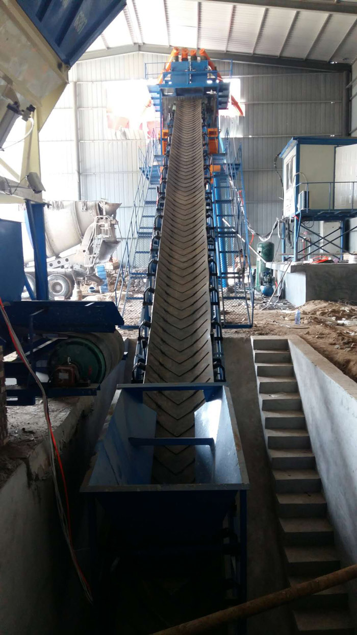 120攪拌站細節圖_億立（lì）重工