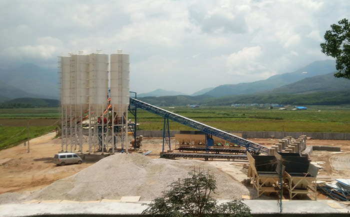 混凝土攪拌站設（shè）備廠家