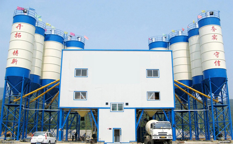 混凝土攪（jiǎo）拌站設備生（shēng）產廠家低價