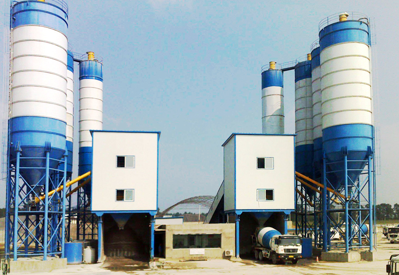 混凝土攪拌站設備用戶（hù）現場