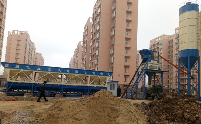 中小型混(hún)凝土攪拌站用(yòng)戶(hù)案例現場